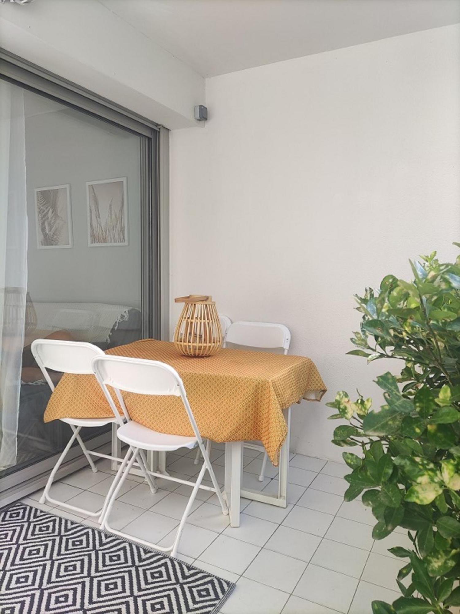 Vittoria Immobilier 6 -Reglement Sur Place - Cheques Vacances Acceptes La Grande-Motte Szoba fotó